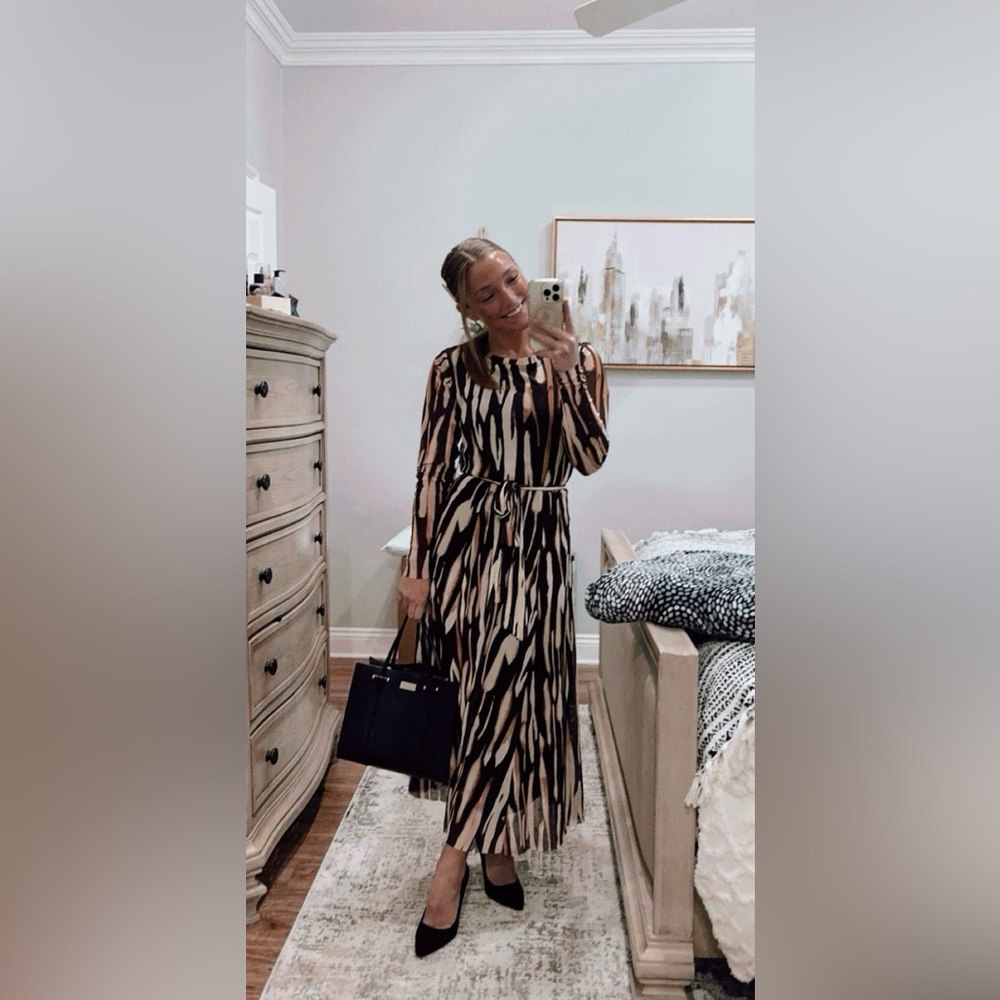 Elegant Brown Patterned Dress